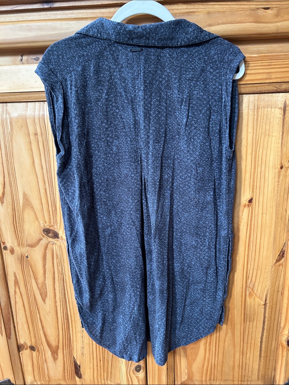 Prana Anini High Low Tunic Top Blue Geometric Pattern V-Neck Relaxed Fit - Picture 6 of 7